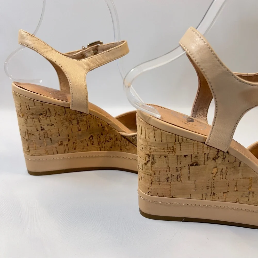 NURTURE Women’s Size 9 Cream Gold Strap Wedge Sandal Cork 4” Heel
